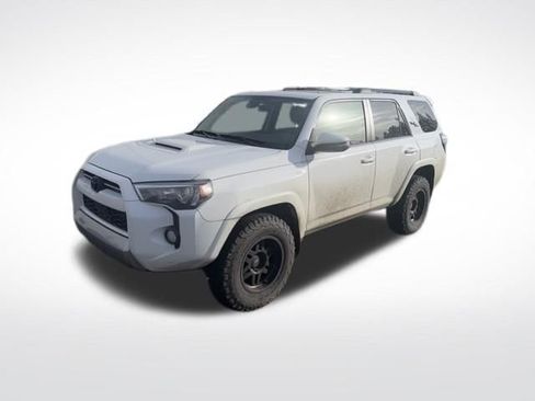 Used 2020 Toyota 4Runner TRD Off-Road Premium w/ Moonroof Package image 6