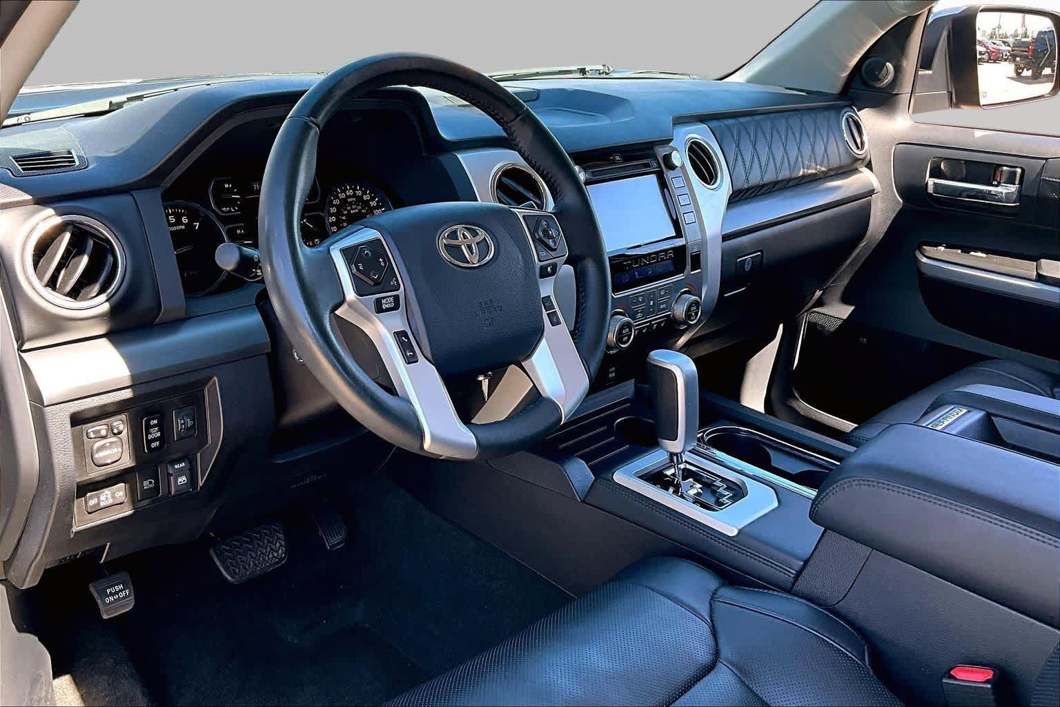Used 2019 Toyota Tundra Platinum AWD/4WD image 18