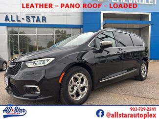 Used 2023 Chrysler Pacifica Limited video 1