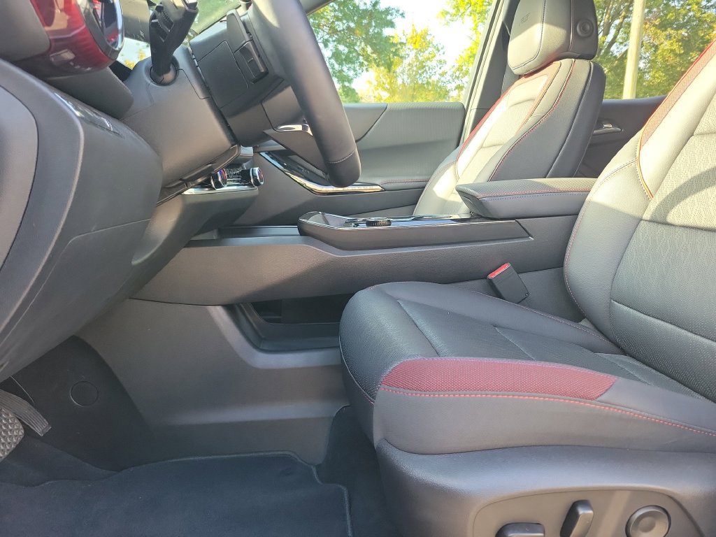 Used 2026 Chevrolet Equinox RS w/ Convenience Package III AWD/4WD image 26