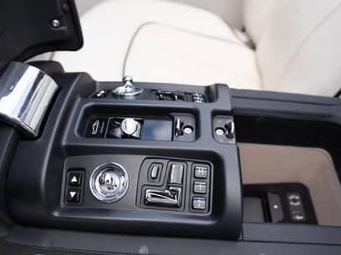 Used 2014 Rolls-Royce Phantom Drophead Coupe image 65