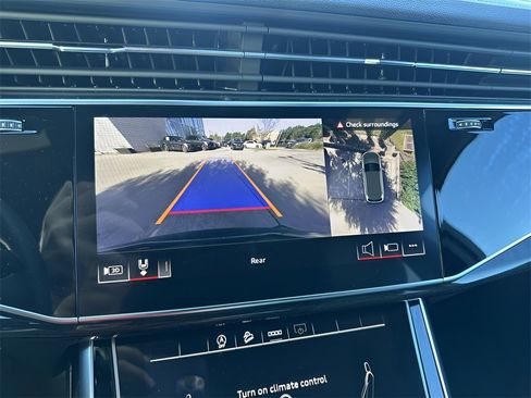 New 2025 Audi Q7 3.0T Premium Plus image 32