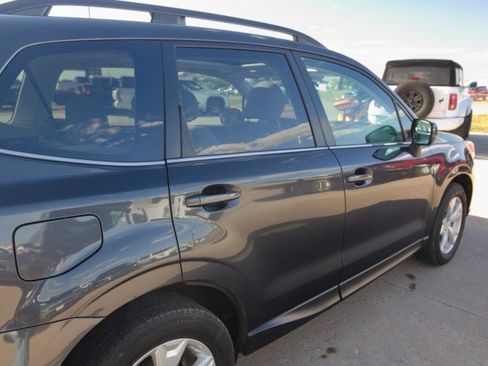 Used 2014 Subaru Forester 2.5i Limited w/ Popular Package #2 AWD/4WD image 9