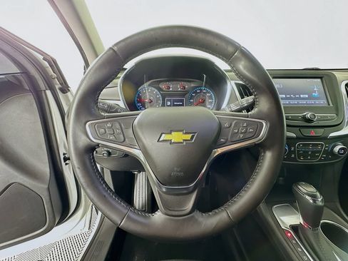 Used 2018 Chevrolet Equinox LT FWD image 10