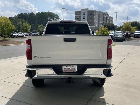 Used 2025 Chevrolet Silverado 2500 LT w/ Safety Package AWD/4WD image 5