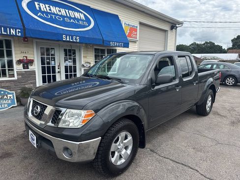 Used 2011 Nissan Frontier SV AWD/4WD image 14