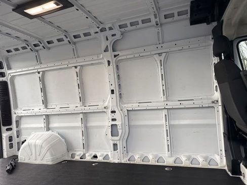 Used 2023 RAM ProMaster 2500 image 23