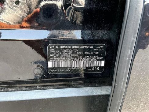 Used 2024 Mitsubishi Outlander SE FWD image 19