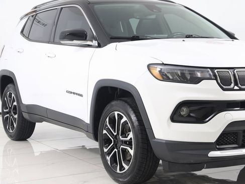 Used 2022 Jeep Compass Limited image 37