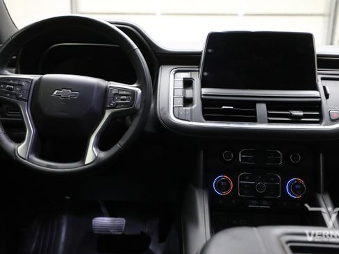 Used 2023 Chevrolet Tahoe Z71 w/ Z71 Off-Road Package AWD/4WD image 19