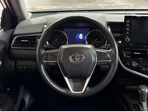 Certified 2021 Toyota Camry XLE FWD image 22