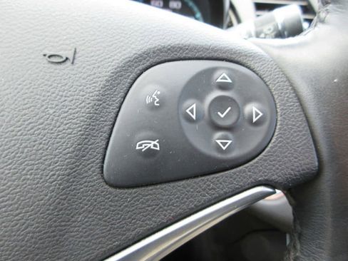 Used 2016 Chevrolet Impala LTZ w/ Enhanced Convenience Package image 26