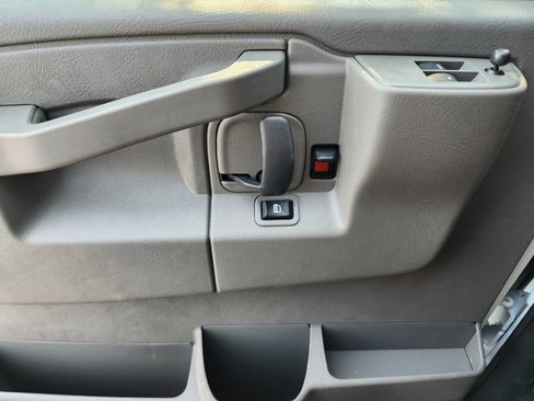 New 2025 Chevrolet Express 2500 w/ Safety Package image 23