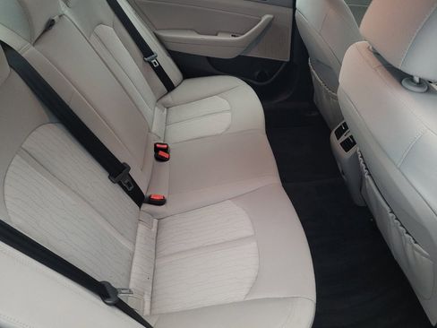 Used 2019 Hyundai Sonata Plug-In Hybrid image 19