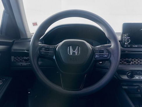 Used 2025 Honda Accord LX image 17