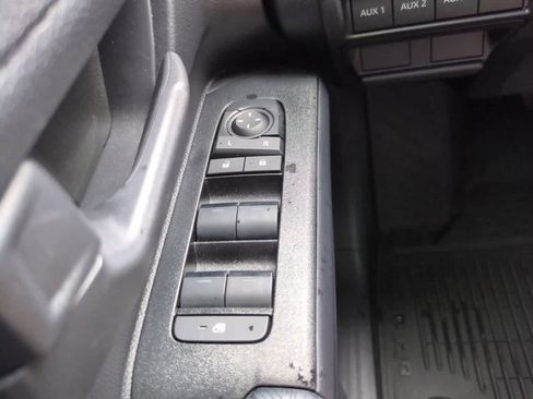 Used 2025 Toyota 4Runner TRD Off-Road AWD/4WD image 22