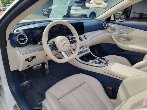 Used 2021 Mercedes-Benz E 450 4MATIC Cabriolet image 17