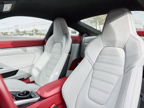 Used 2024 Porsche 911 Turbo S image 44