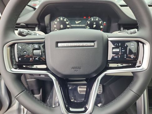 New 2026 Land Rover Discovery Sport Landmark AWD/4WD image 18