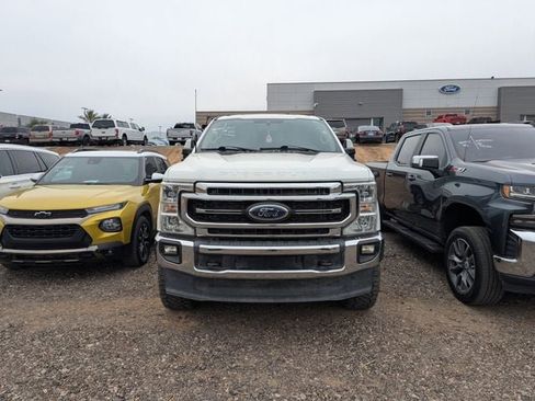 Used 2022 Ford F250 Lariat w/ Lariat Value Package AWD/4WD image 3