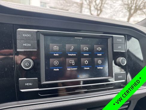 Certified 2020 Volkswagen Jetta R-Line image 19