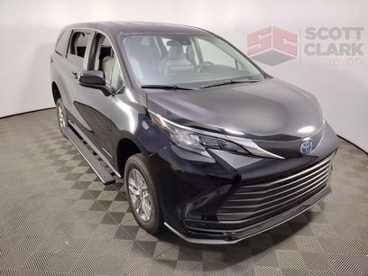 Used 2024 Toyota Sienna LE