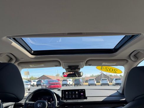 Used 2024 Honda Accord Touring image 27