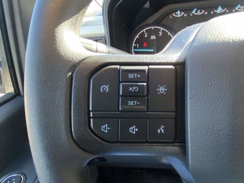 New 2025 Ford F550 4WD image 17