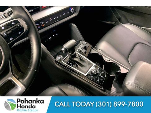 Used 2024 Kia Sportage EX image 15