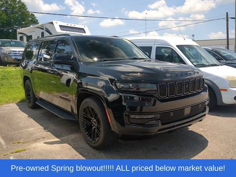 Used 2024 Jeep Wagoneer L Series II w/ Convenience Group I AWD/4WD image 5