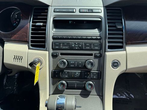 Used 2011 Ford Taurus SEL w/ 201A Rapid Spec Order Code AWD/4WD image 9