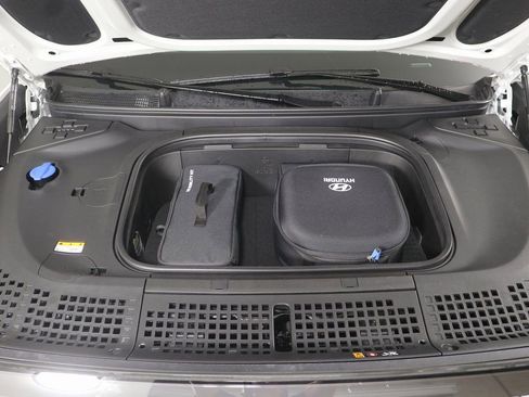 New 2026 Hyundai Ioniq 9 S image 39