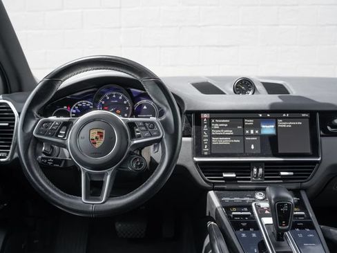 Certified 2021 Porsche Cayenne E-Hybrid AWD/4WD image 22