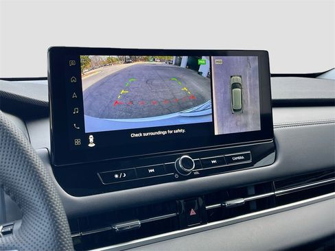 New 2025 Mitsubishi Outlander SE image 14