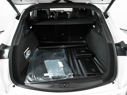 New 2025 Maserati Grecale Modena image 46