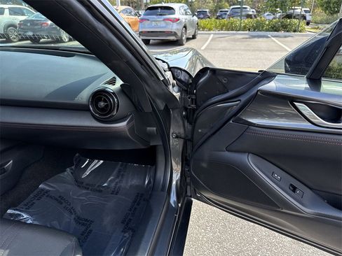 Used 2017 MAZDA MX-5 Miata RF Club image 22