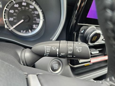 Certified 2024 Toyota Highlander XLE image 21