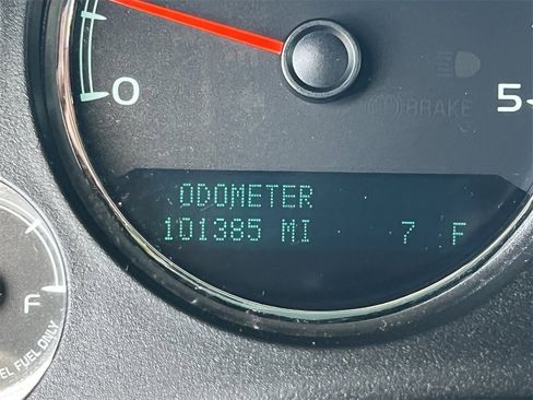 Used 2013 GMC Sierra 3500 Denali image 30