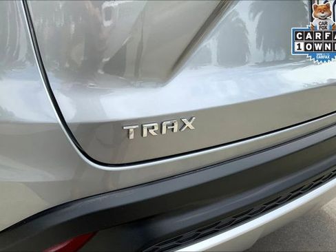 Used 2024 Chevrolet Trax LT w/ Driver Confidence Package image 8