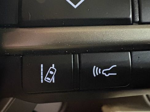 Used 2016 Lexus ES 350 w/ Luxury Package w/Wood Trim FWD image 13