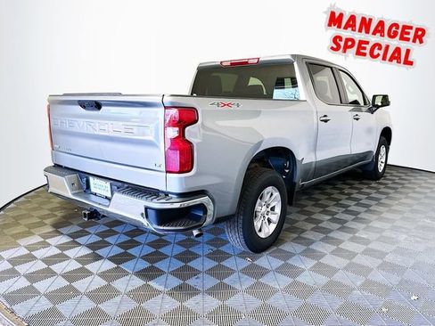 Used 2025 Chevrolet Silverado 1500 LT AWD/4WD image 8