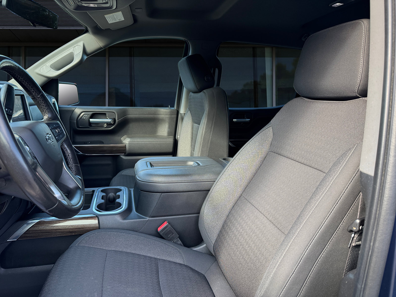 Used 2021 Chevrolet Silverado 1500 RST w/ All Star Edition Plus AWD/4WD image 2