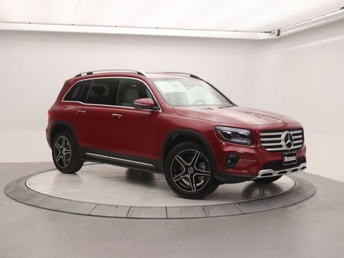 New 2026 Mercedes-Benz GLB 250 image 16