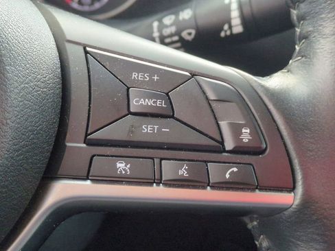 Used 2022 Nissan Sentra SV image 15