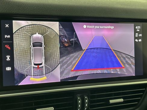 Used 2023 Porsche Cayenne S image 19