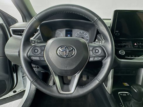 Used 2023 Toyota Corolla Cross AWD Hybrid image 11