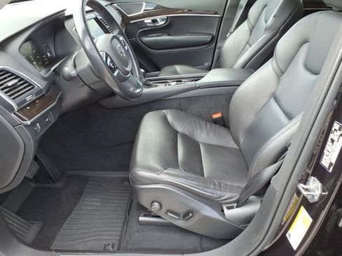 Used 2019 Volvo XC90 T5 Momentum w/ Protection Package Premier AWD/4WD image 17