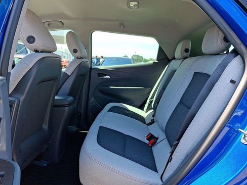 Used 2020 Chevrolet Bolt LT FWD image 4