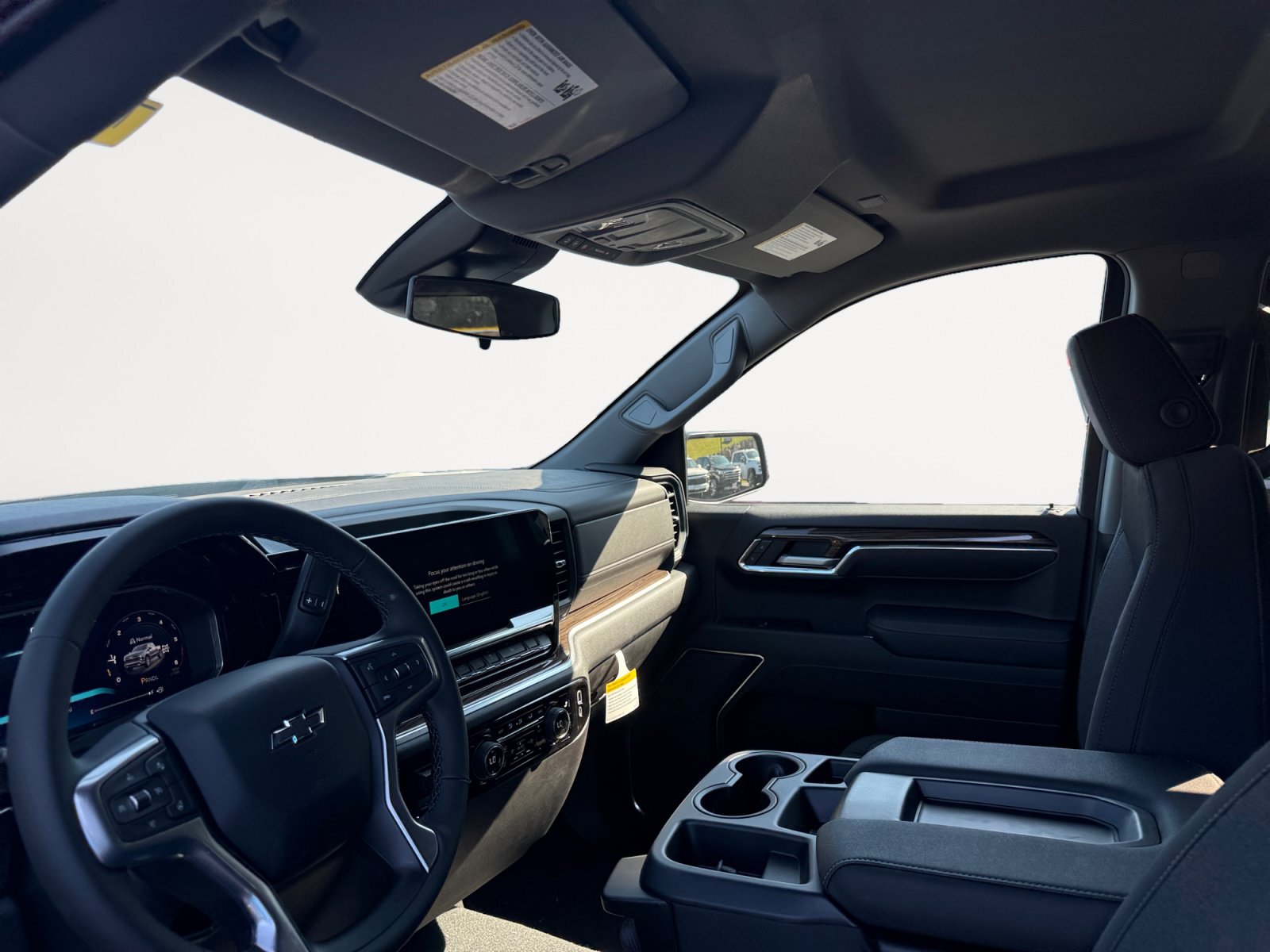 New 2026 Chevrolet Silverado 1500 RST w/ Dark Appearance Package AWD/4WD image 9
