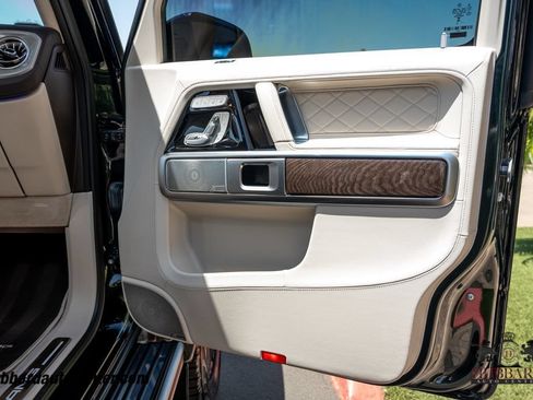 Used 2023 Mercedes-Benz G 63 AMG Squared image 25